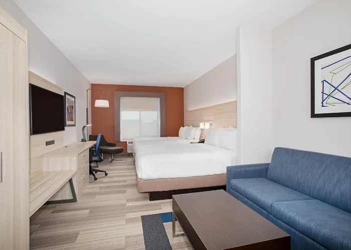 Express & Phoenix Dist By Ihg Hotel