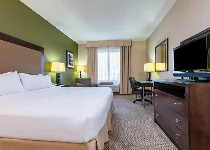 Express & Phoenix Dist By Ihg 3*