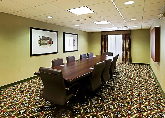 Express & Phoenix Dist By Ihg Glendale